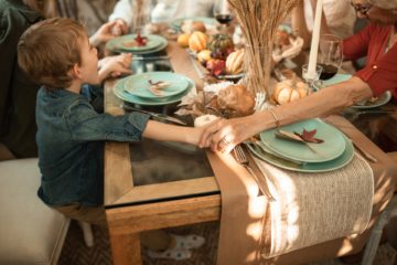 Thanksgiving dinner - history of thanksgiving for kids